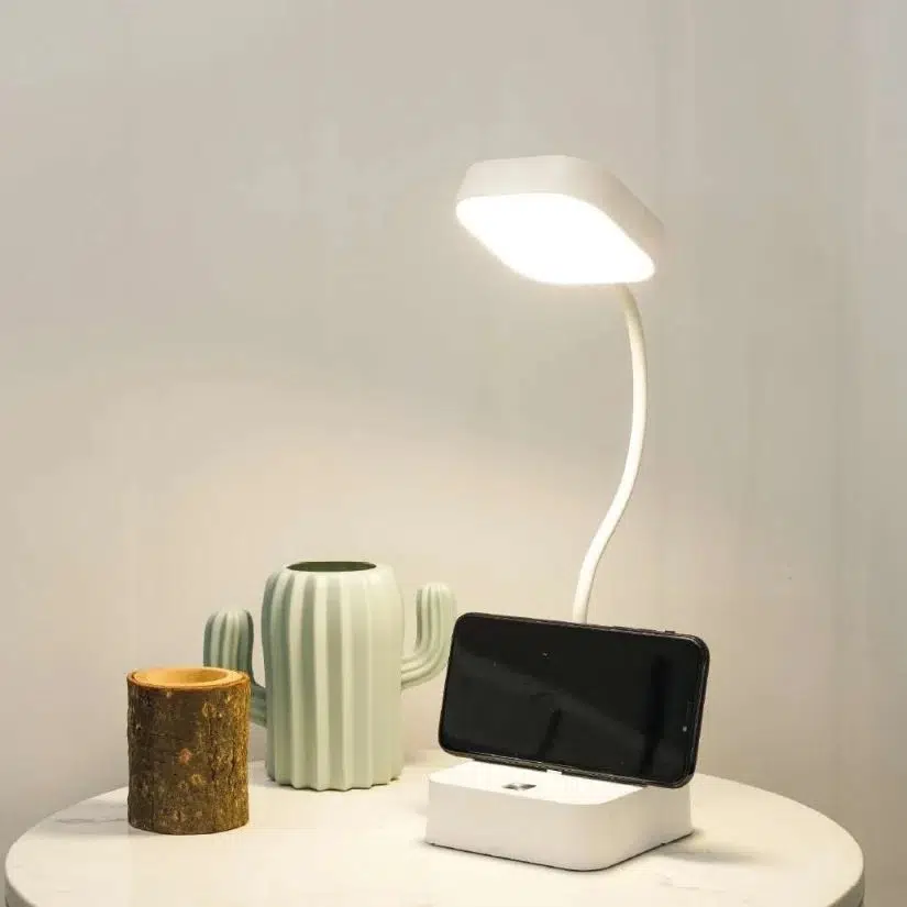 DEKORATİF ŞARJLI DOKUNMATİK LED MASA LAMBASI / MOL1918