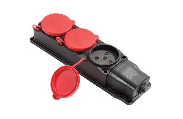 KAUÇUK GRUP PRİZ TRİFAZ ÜÇLÜ 3x25A TEM